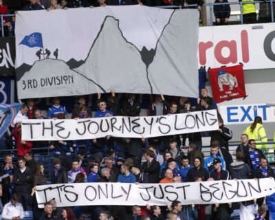 Da quarta divisão ao título