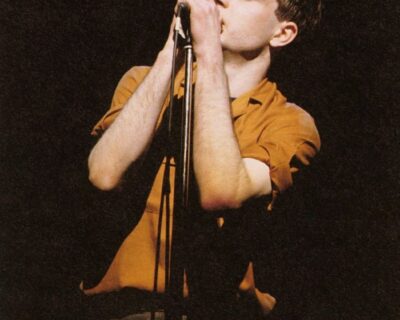 Voimer Cataneo: No último 18 de maio completaram-se 41 anos da morte do vocalista e letrista de uma das bandas mais influentes do rock, o Joy Division. Nesta data, falecia Ian Curtis.