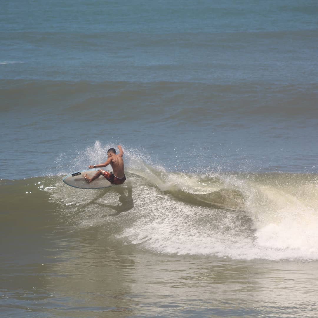 6º Lugar: Costão do Tabuleiro (Barra Velha) – #debarradosulanavega: os 10 melhores picos de surfe